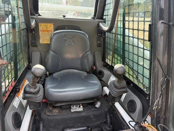 2012-bobcat-s185-image-10