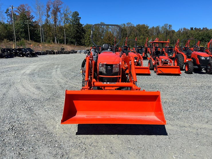 2023-kubota-l3560-image-11