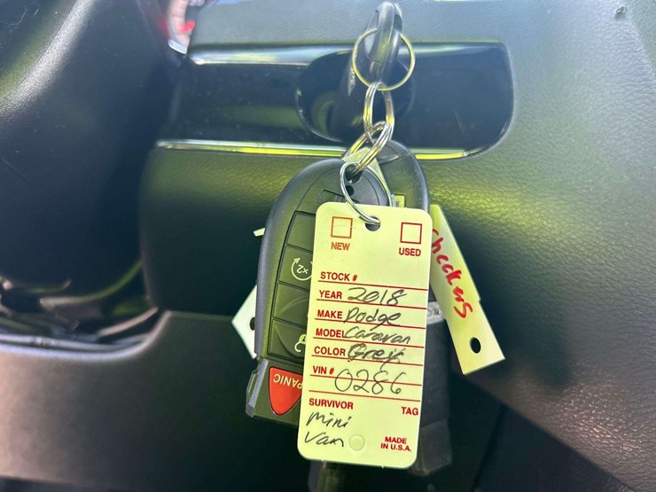 2018-dodge-grand-caravan-se-image-28