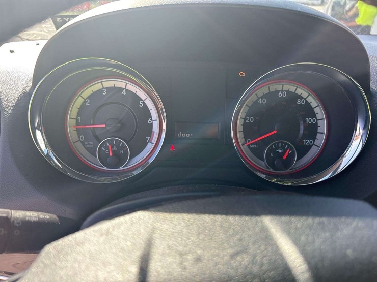 2018-dodge-grand-caravan-se-image-16