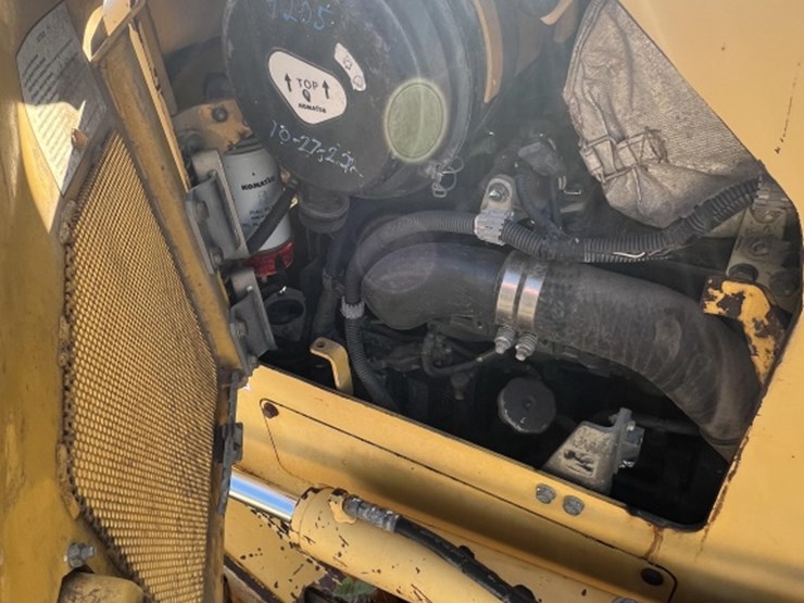 2012-komatsu-d39px-22-image-14