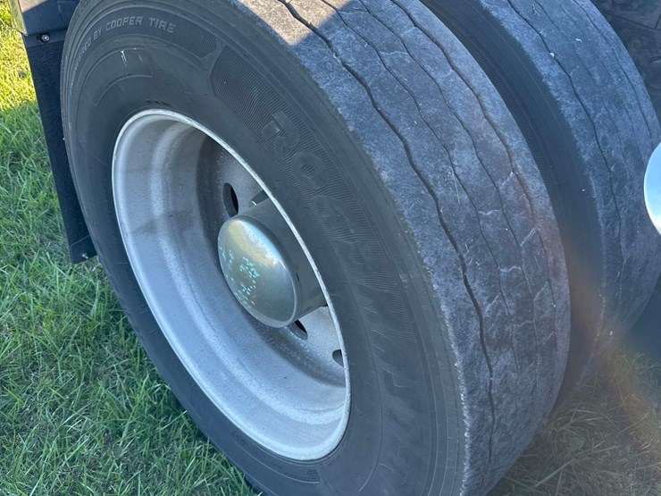 1998-kenworth-w900-image-5