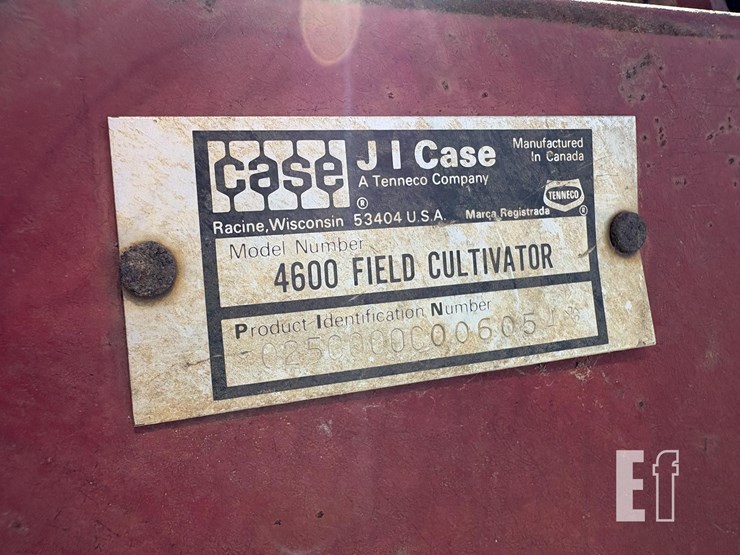 case-ih-4600-image-12