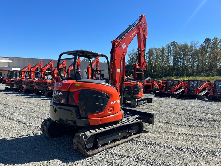 2023-kubota-kx057-5-image-4