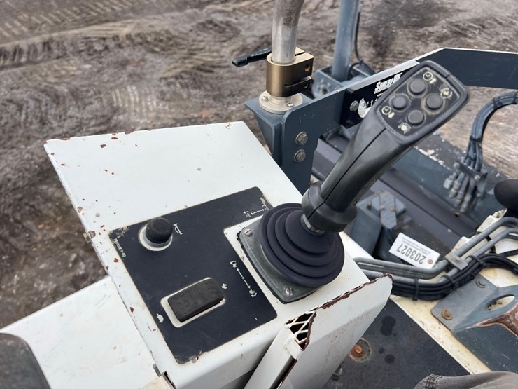 somero-s-222-laser-screed-image-32