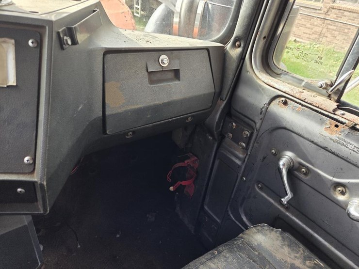 1989-mack-rd690s-image-66