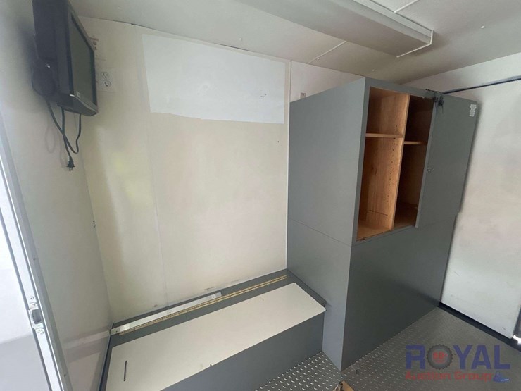 2007-ford-e450-image-26