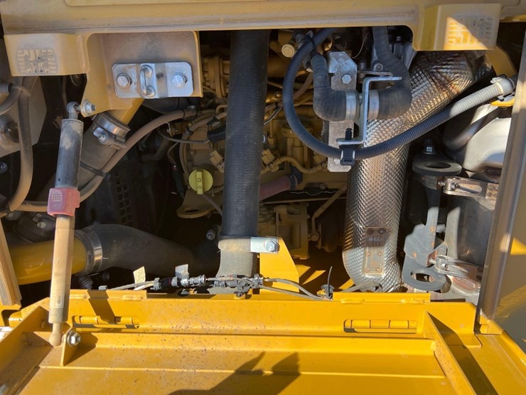 2022-caterpillar-315-gc-image-30