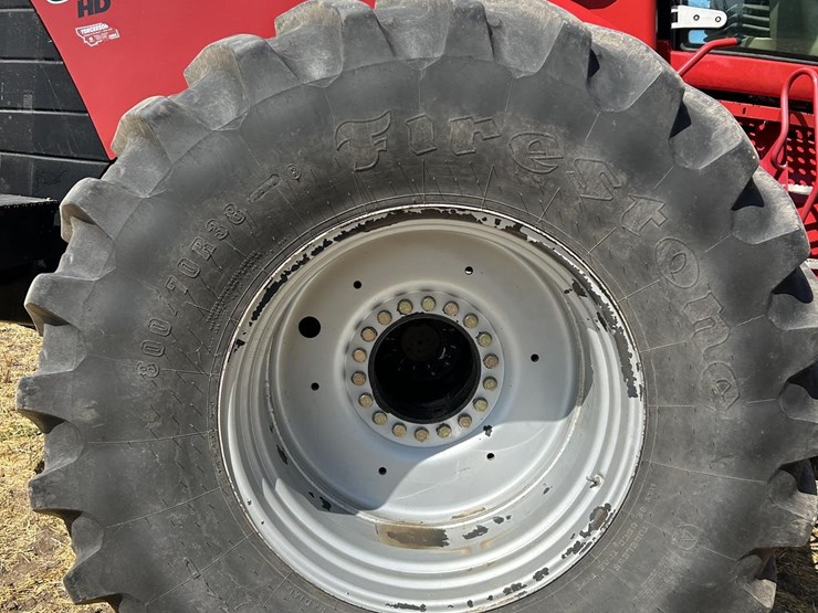 2011-case-ih-steiger-600-hd-image-12