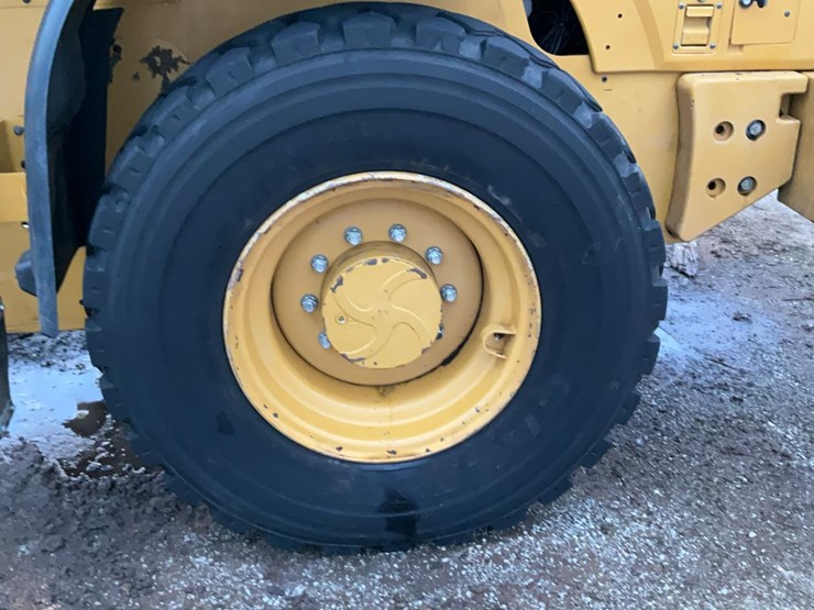 2014-caterpillar-914k-image-52