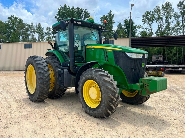 2012-john-deere-7230r-image-6