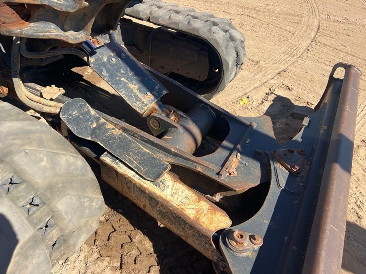 kubota-kx057-5-image-15