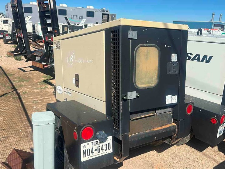 2008-doosan-g25-image-3