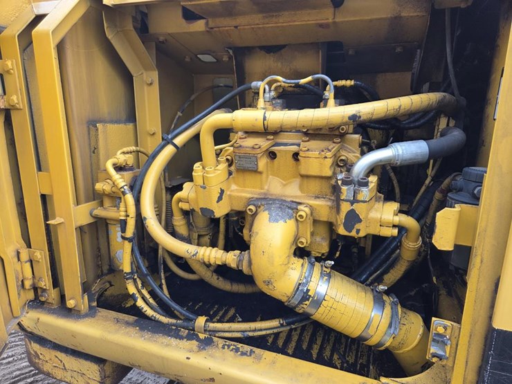 1999-john-deere-200-image-38