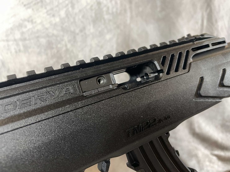 #2054-•-rock-island-arms-tm-22-22-lr-semi-auto-rifle,-sn:-tg970-22a114514-image-21