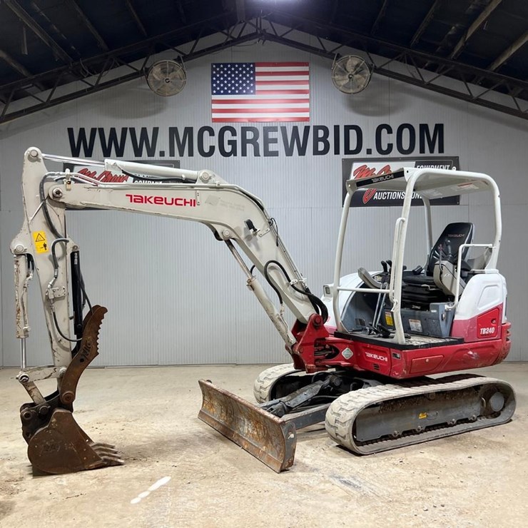 TAKEUCHI TB240