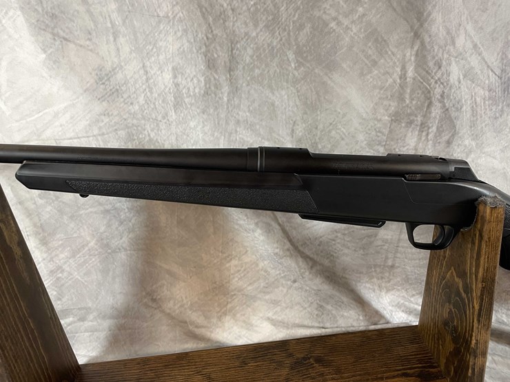 #2050-•-winchester-xpr-300-win-mag-bolt-action-rifle,-sn:-pt14723yw357-image-8
