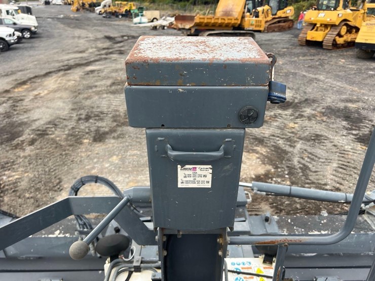 somero-s-222-laser-screed-image-33