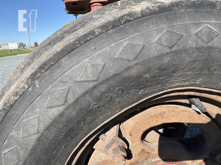 1942-international-m-image-5