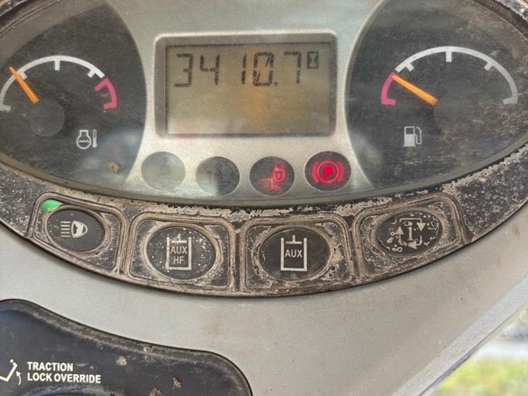 2008-bobcat-t190-image-15