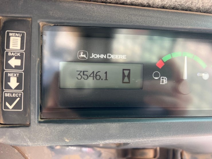 2016-deere-323e-image-30