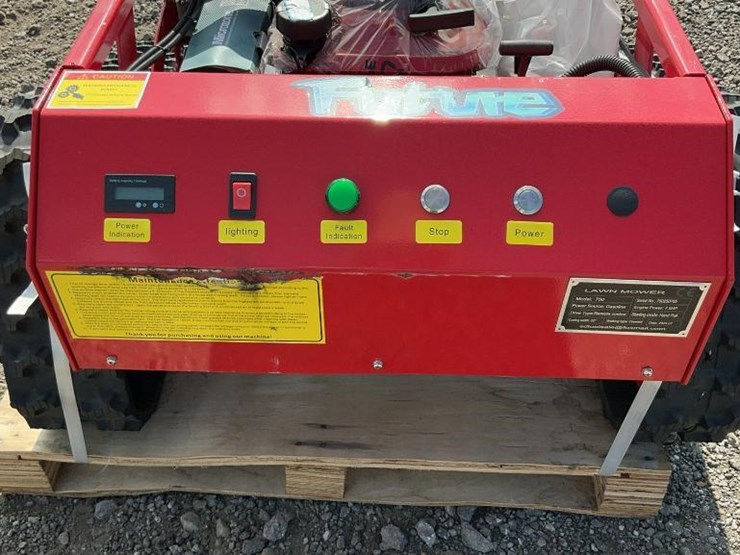 #1275-•-unused-future-ft750-lawn-mower-image-17