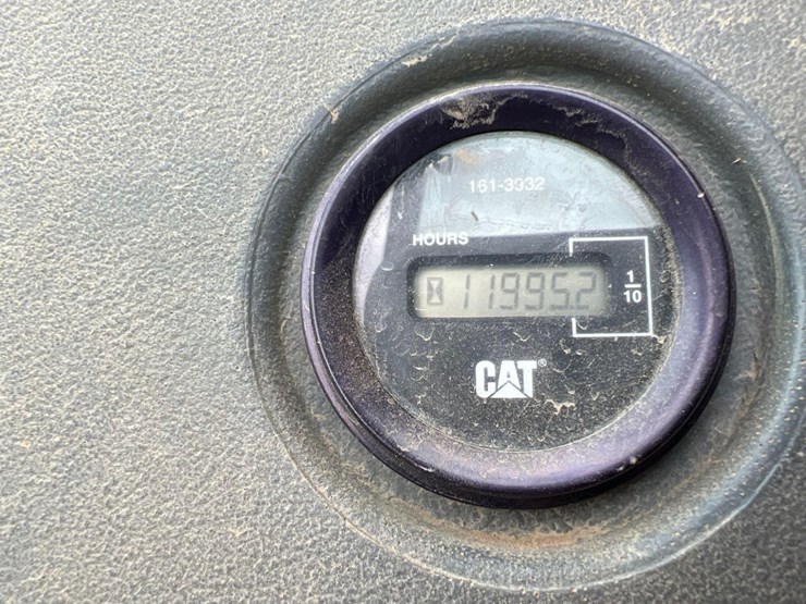 2001-caterpillar-420d-image-37