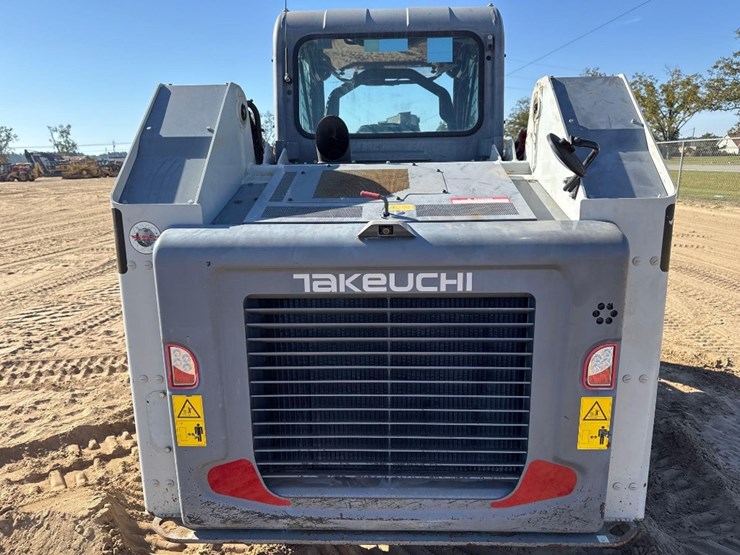 2022-takeuchi-tl12r2-image-3