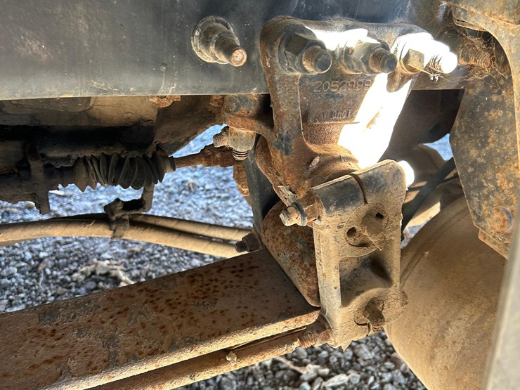 2011-mack-tender-truck-w/adams-rear-discharge-bed-auger-image-89