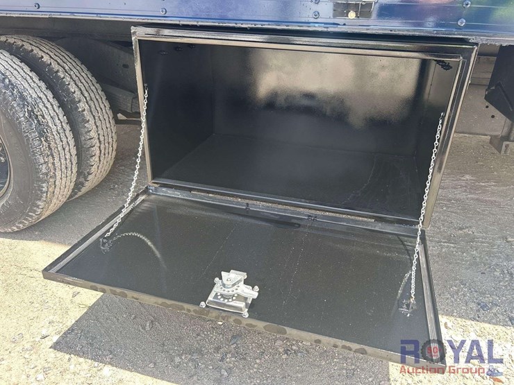 2007-ford-e450-image-33