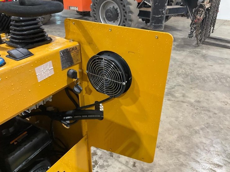 #1015-•-unused-gg385-mini-skid-steer-image-17