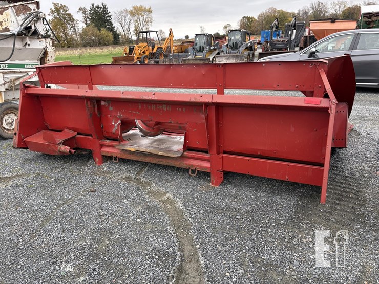 international-844-image-5