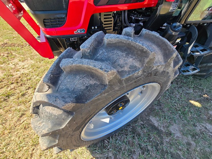 2025-mahindra-6075-image-66