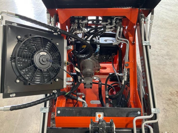 #1021-•-unused-future-ft36c-mini-skid-steer-image-25