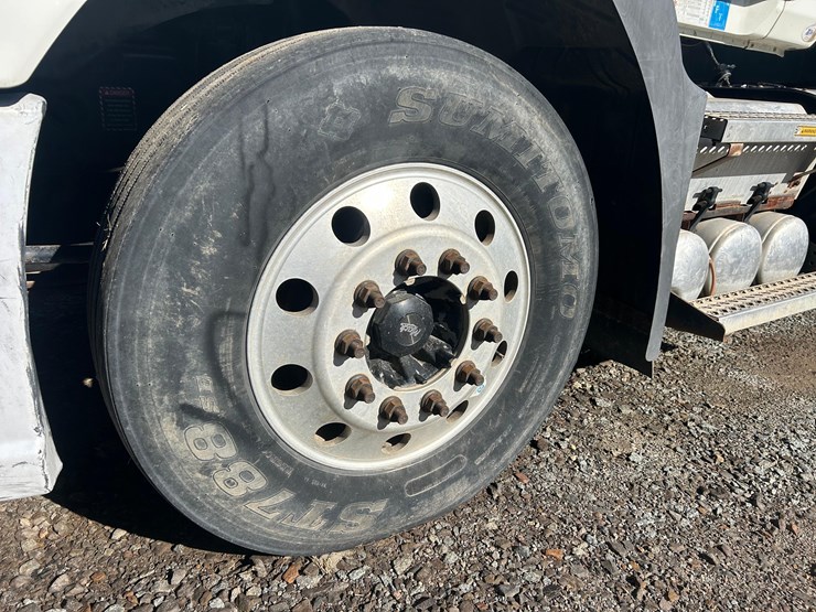 2011-mack-tender-truck-w/adams-rear-discharge-bed-auger-image-5