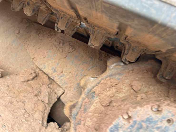 2013-takeuchi-tl10-image-19