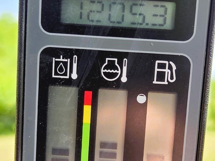 2013-case-tr270-image-8