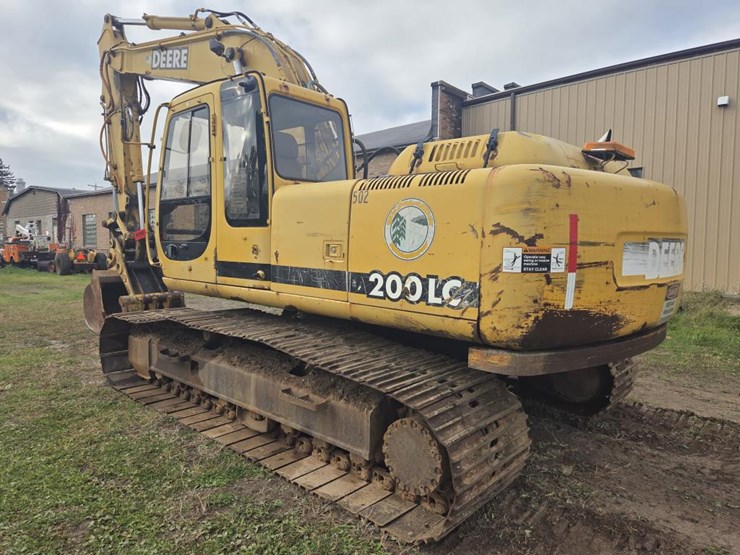 1999-john-deere-200-image-3