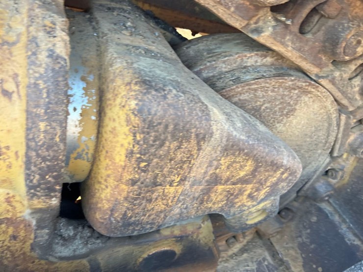 caterpillar-d6r-xl-image-13