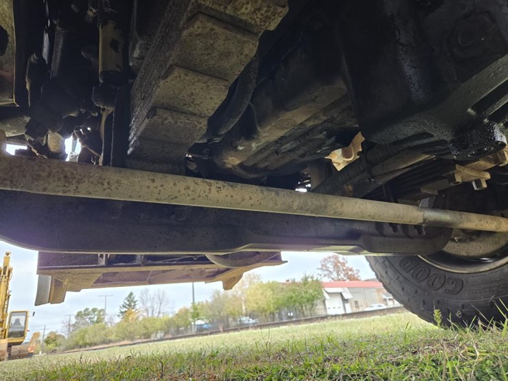 #2291-•-2003-western-star-quad-axle-dump-truck-image-56