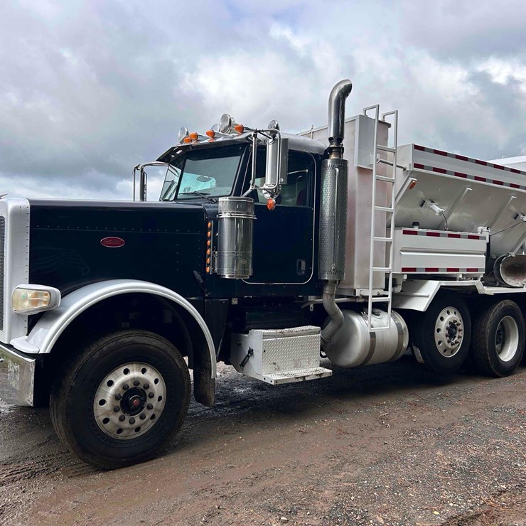 2008 PETERBILT 388