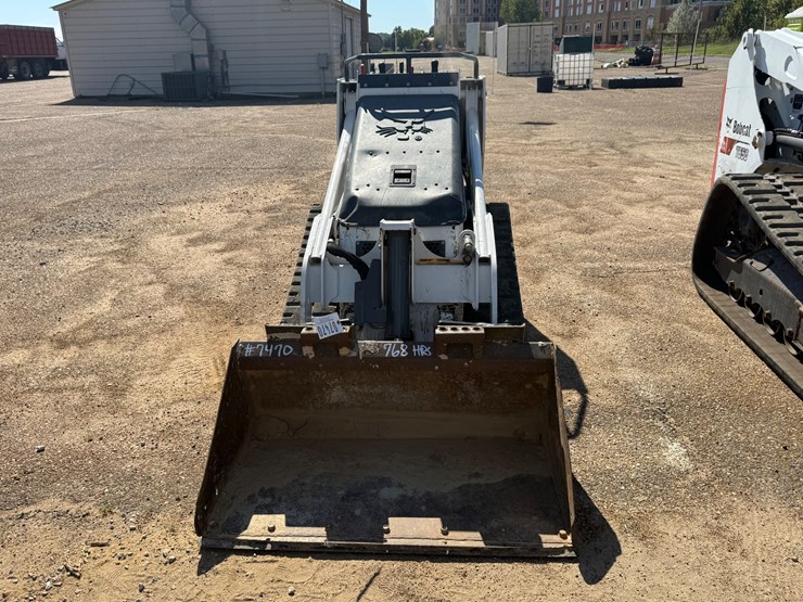 2023-bobcat-mt100-image-2