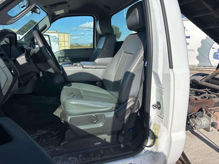 2013-ford-f450-image-13