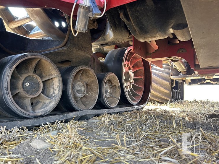 2013-case-ih-steiger-600-quadtrac-image-39