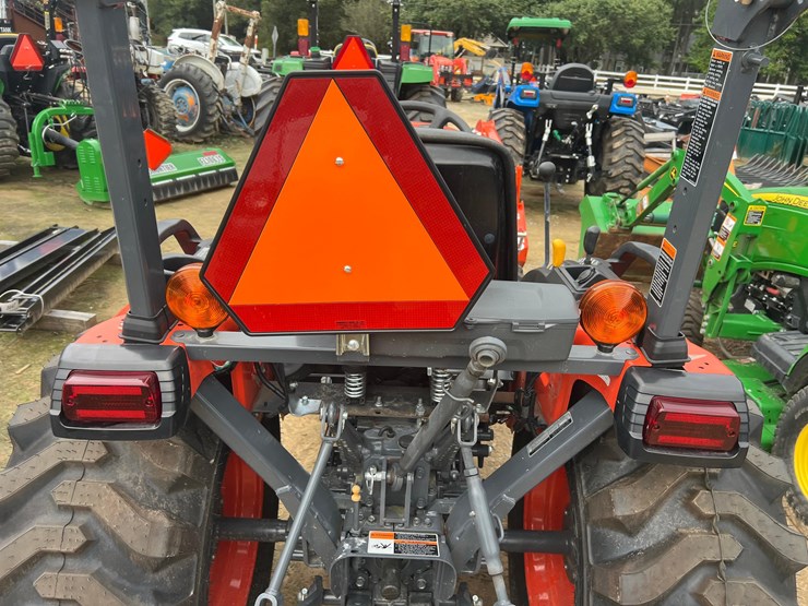 2023-kubota-lx2610suhsd-image-22