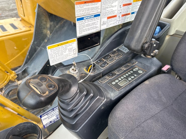 2015-kobelco-sk350-lc-9-image-16