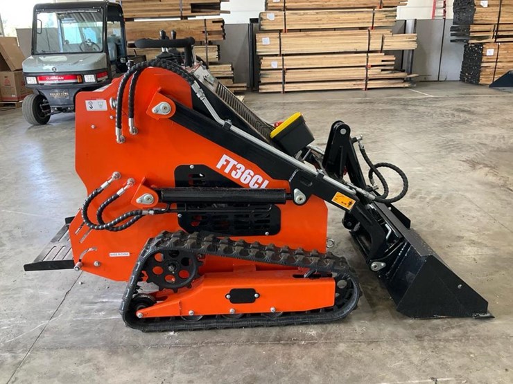 #1023-•-unused-future-ft36c-mini-skid-steer-image-6