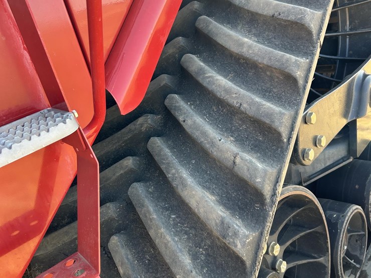 2013-case-ih-steiger-600-quadtrac-image-45