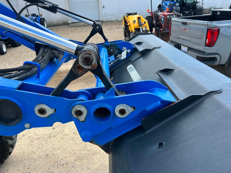 2020-new-holland-workmaster-105-image-21