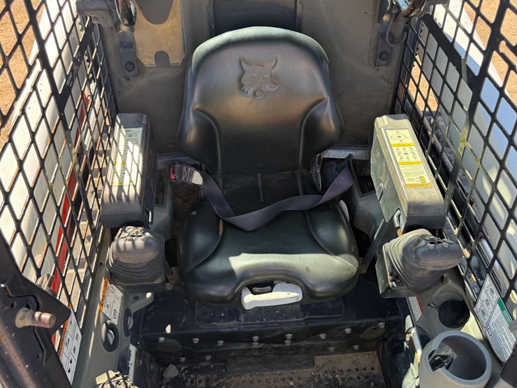 2017-bobcat-t550-image-20